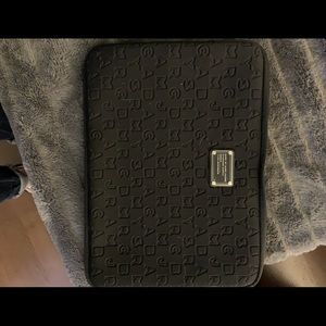 Marc by Marc jacobs laptop case 17 inch